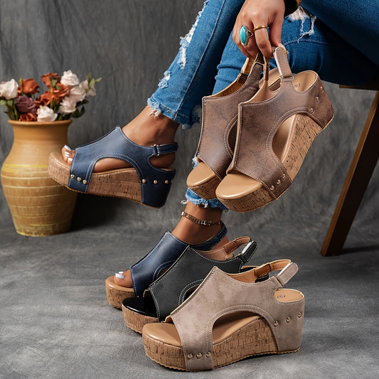 Women'S Square High Heel Platform Sandals - Casual Faux Cover with Rivet Detail, Peep Toe, Mid-Heel, Hook-and-loop Closure, Elegant Summer Shoes for Casual Attire, Strappy Sandals